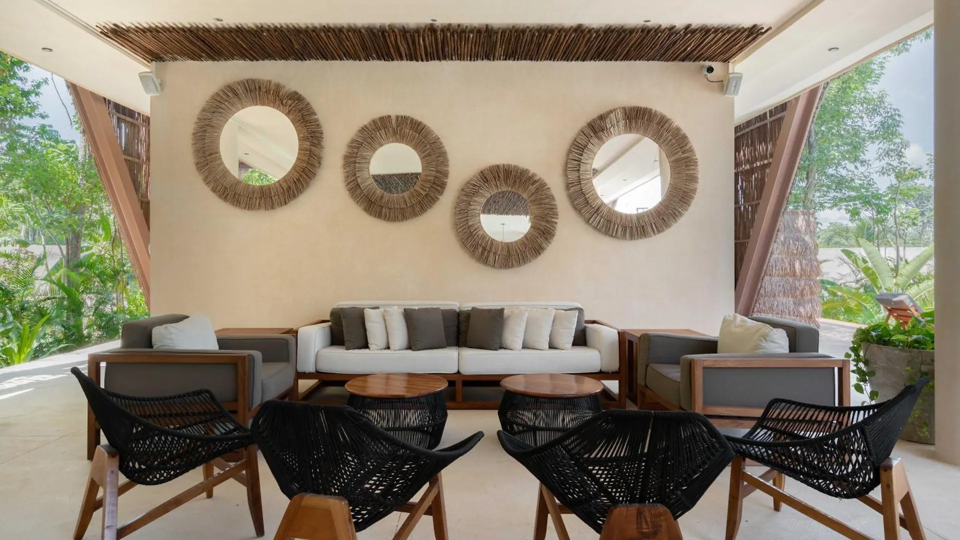 Tulum Penthouse Oasis: Rooftop Pool & Luxury Stay Mexico