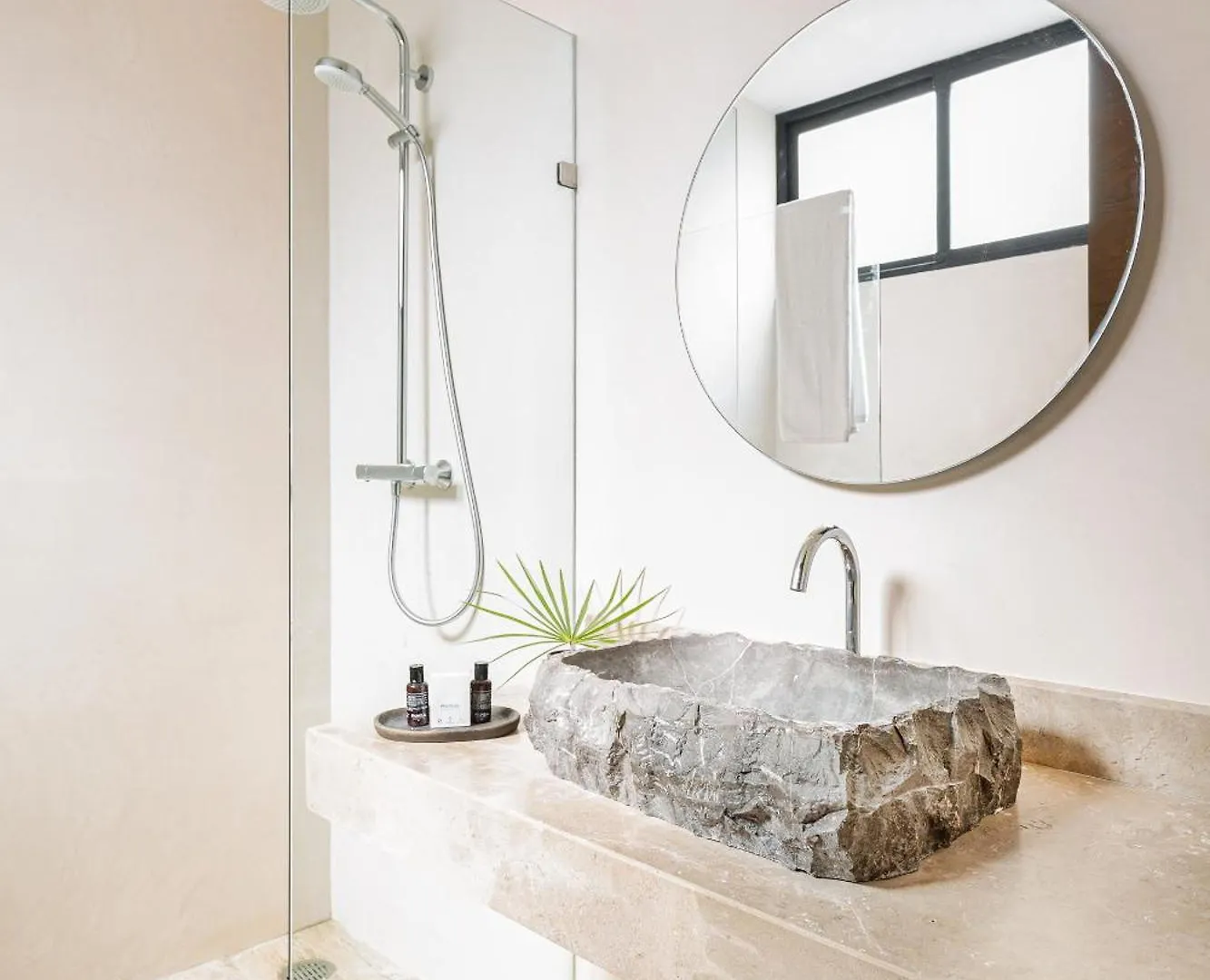 Apartment Tulum Penthouse Oasis: Rooftop Pool & Luxury Stay